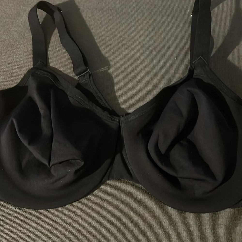 6 Bras Size 40DD - Picture 5 of 7